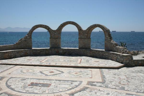 Theatraki Selinia Exterior foto